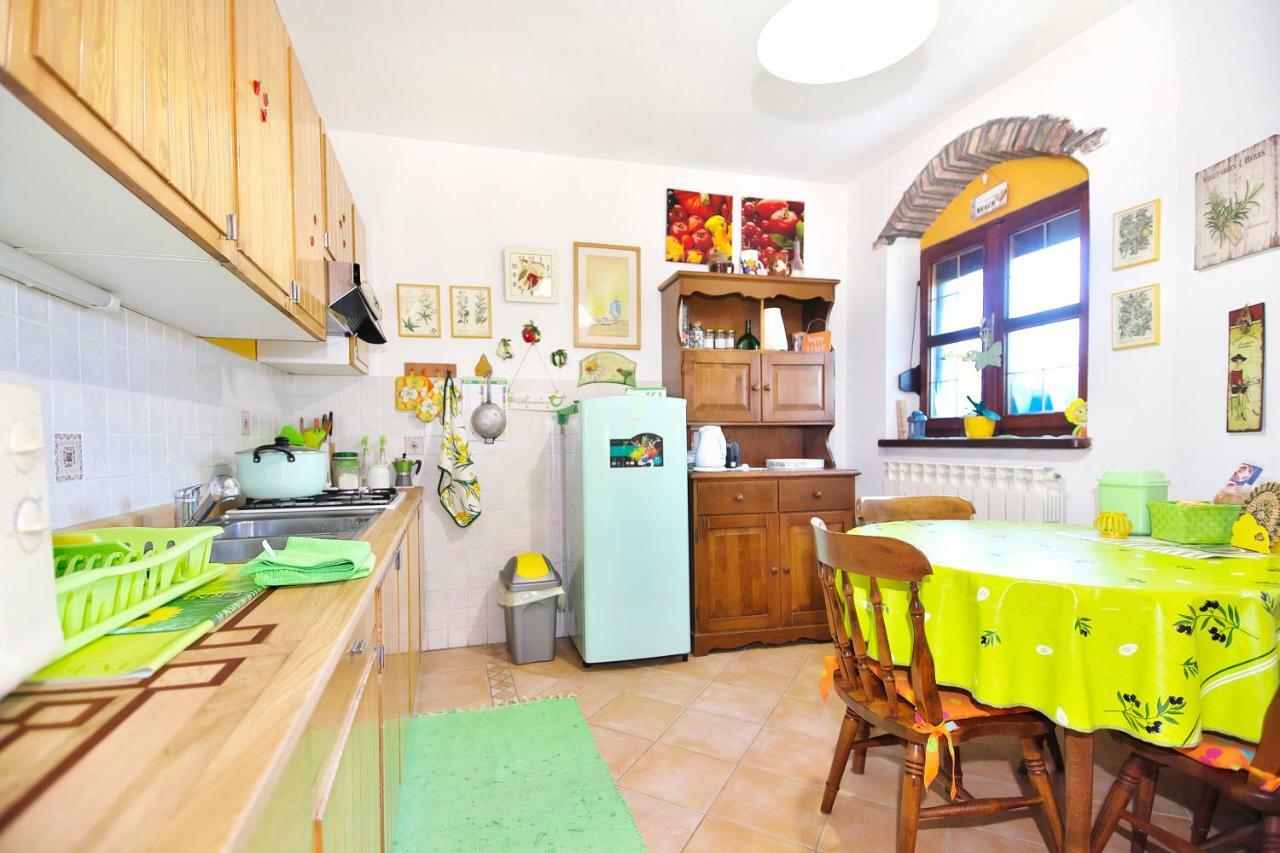 Apartments Baredi Izola Buitenkant foto